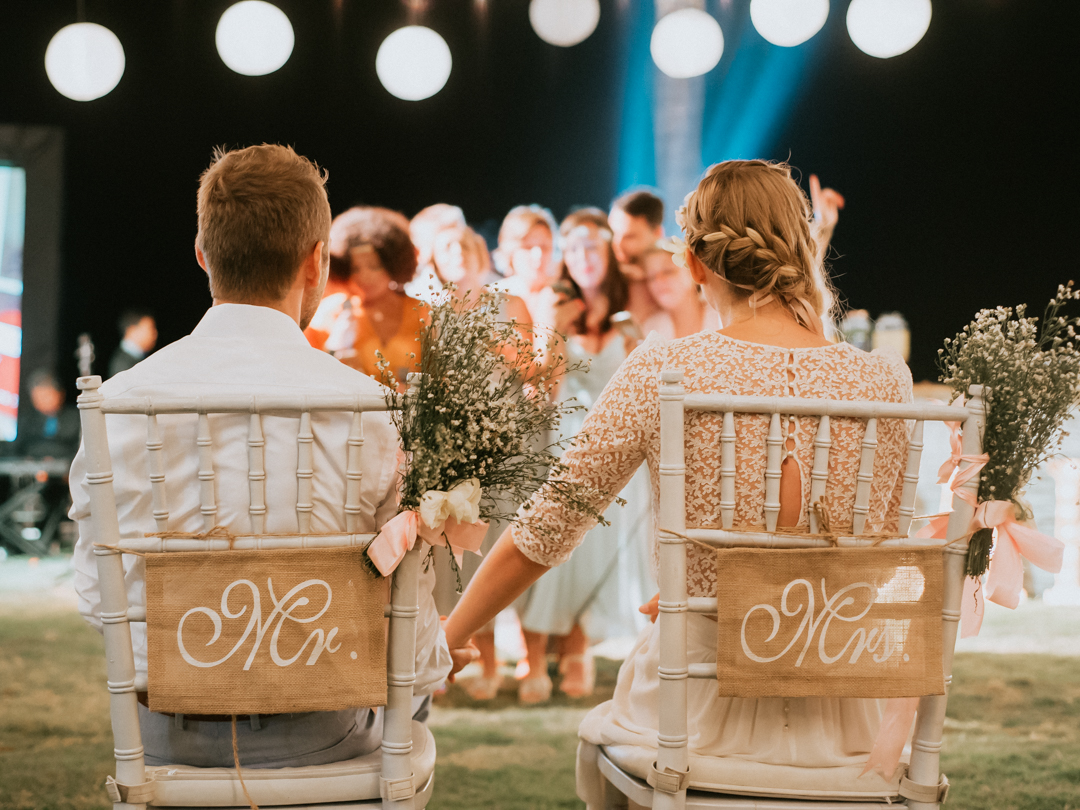 les maries pendant la reception a Bali