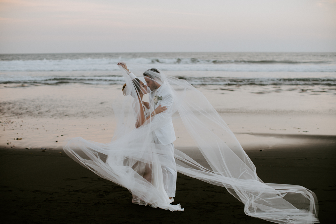 JULIE_BRICE_WEDDING_BALI_079