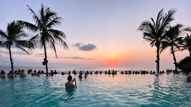 ern-gan-bUvmhwQ-gsw-unsplash plage de Bali